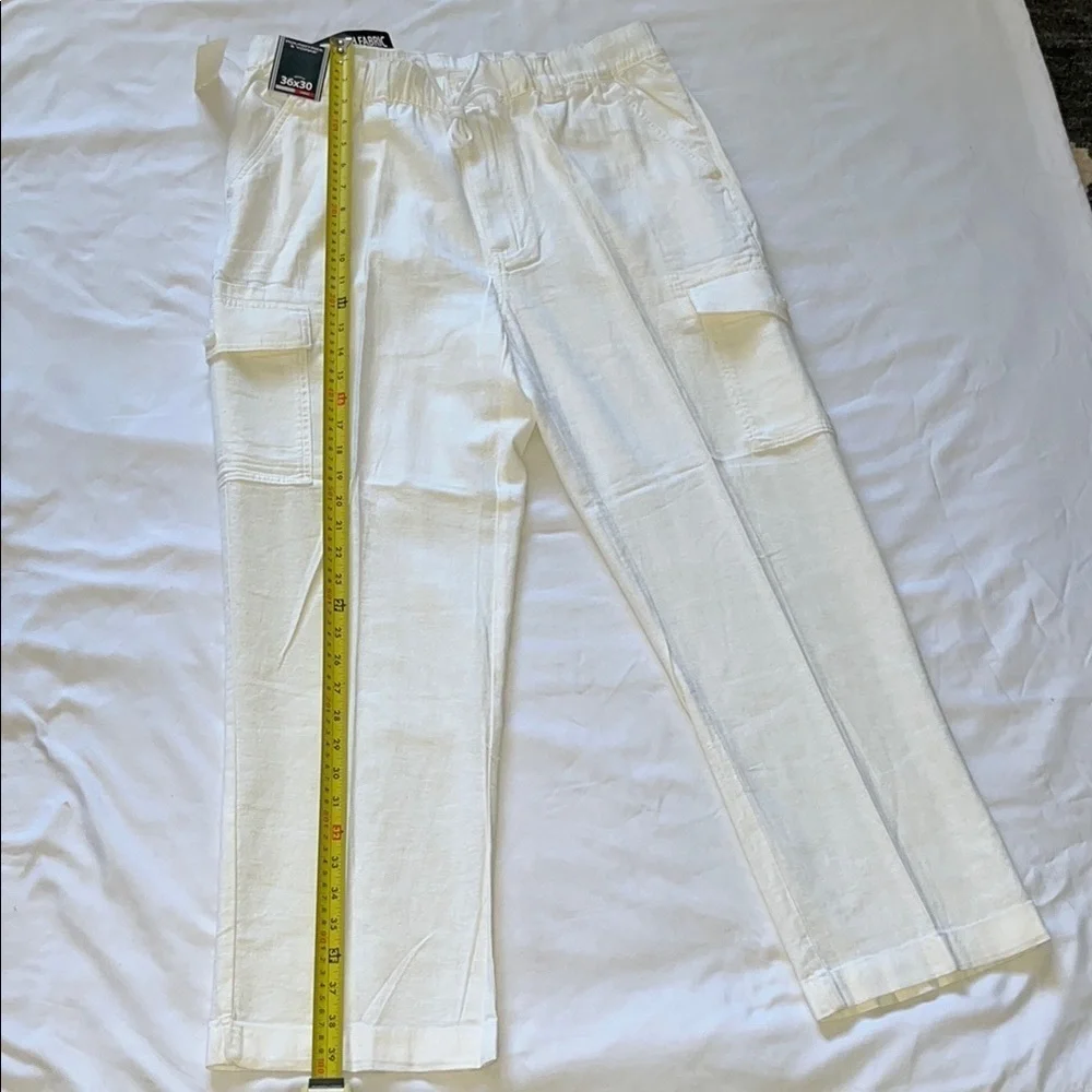 Roundtree & Yorke White Cargo Pants Utility Style